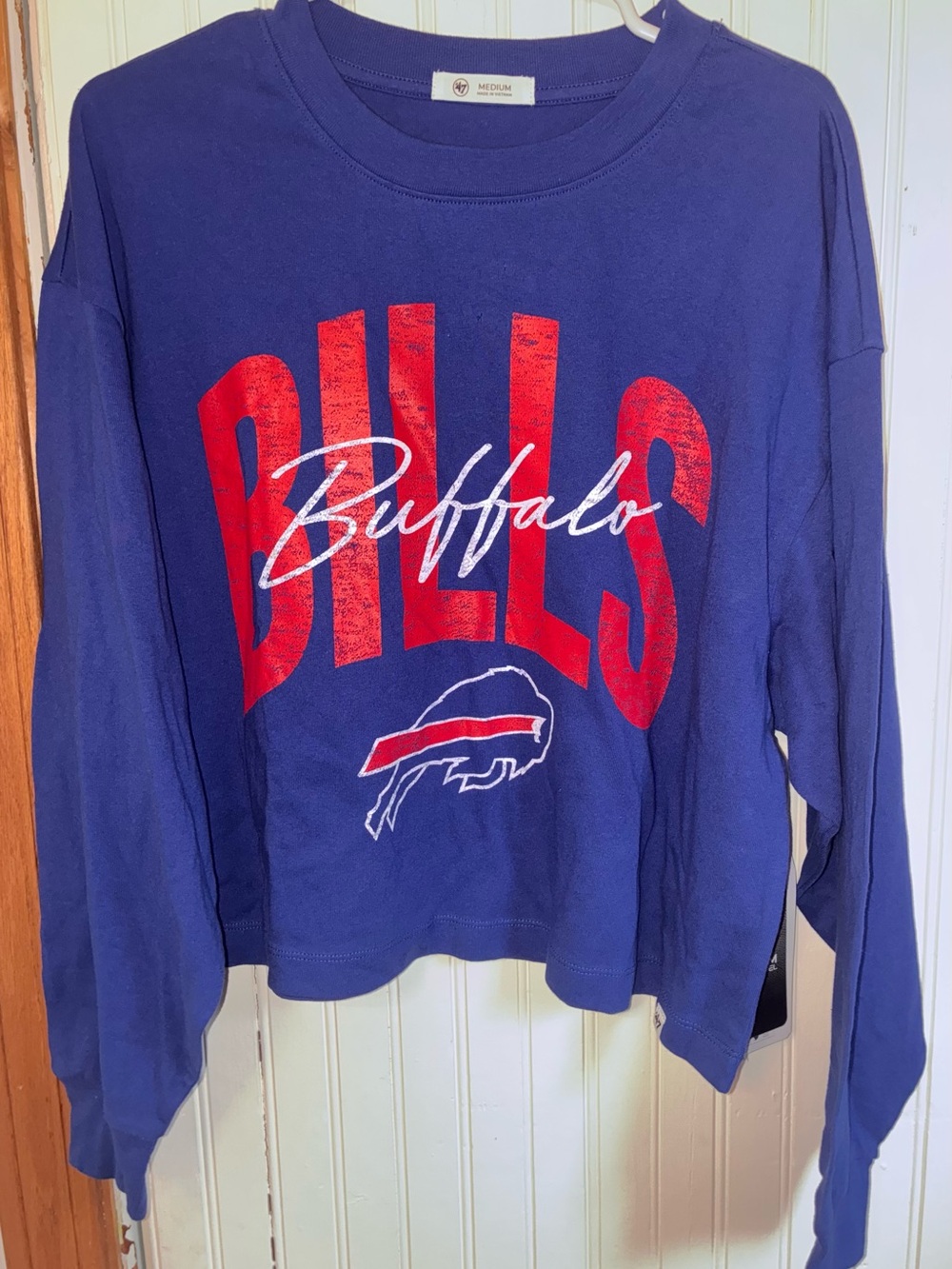 Buffalo Bills Womens Navy Long-Sleeve Graphic Crop Top